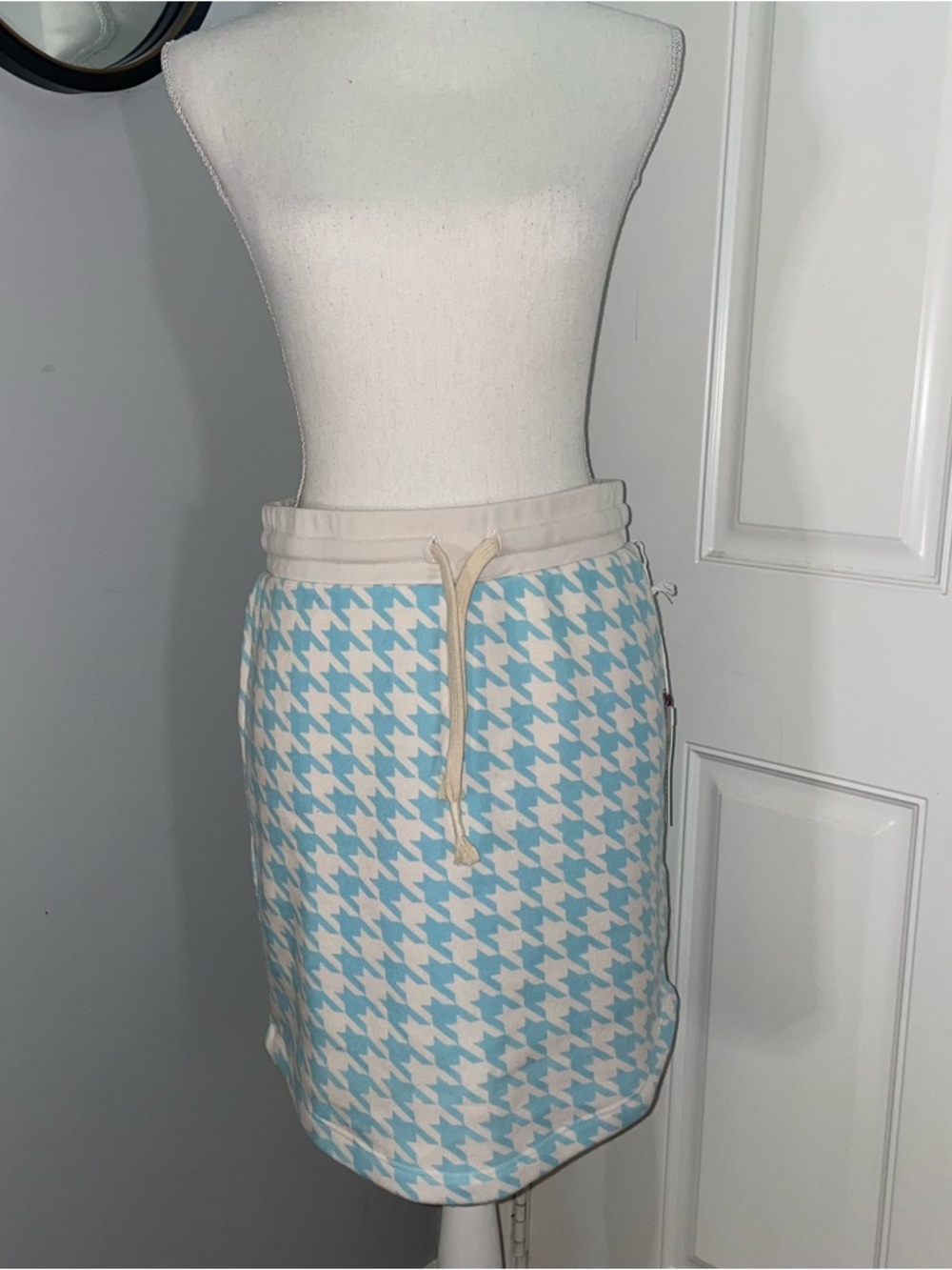 Sol Angeles Houndstooth Scallop Knit Drawstring Skirt - Picture 12 of 15